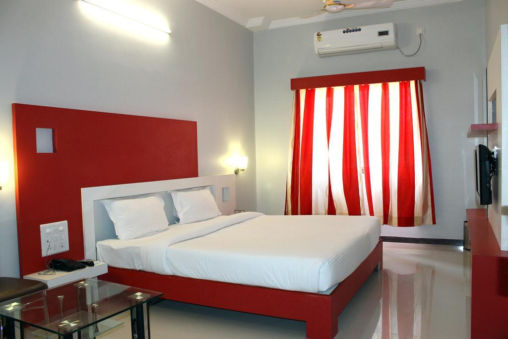 Oyo 4316 Hotel Sai Empire Shirdi Chambre photo