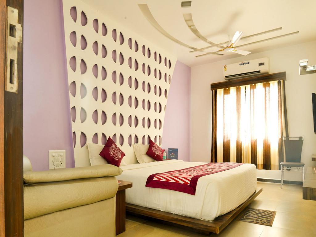Oyo 4316 Hotel Sai Empire Shirdi Extérieur photo