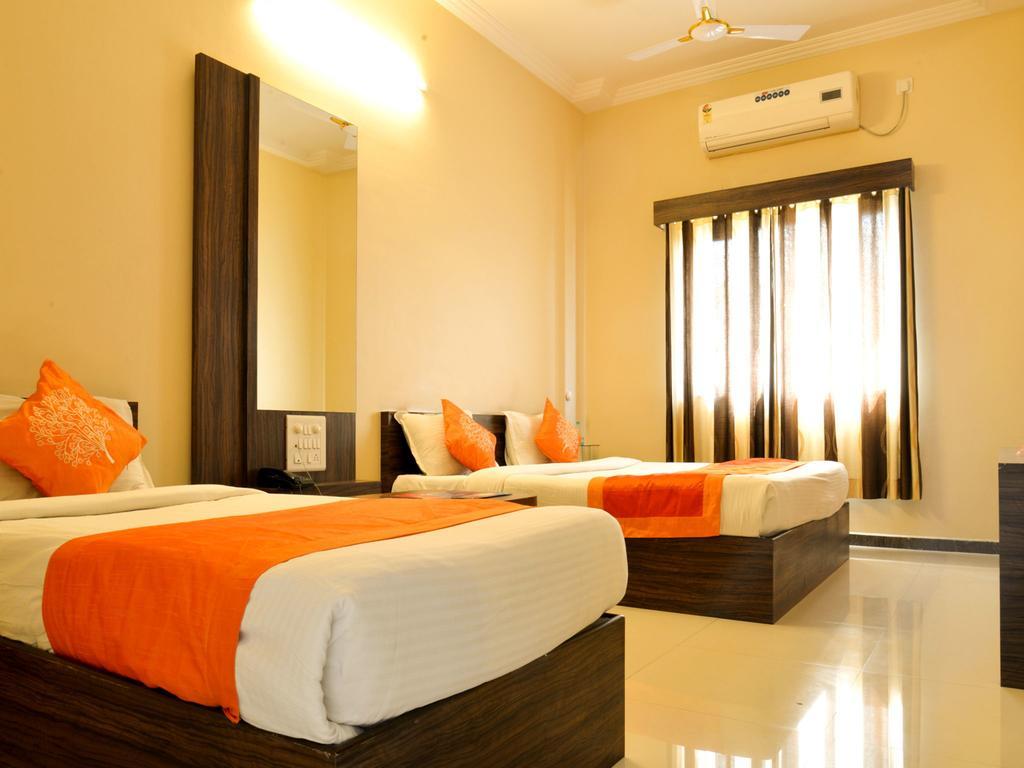 Oyo 4316 Hotel Sai Empire Shirdi Extérieur photo