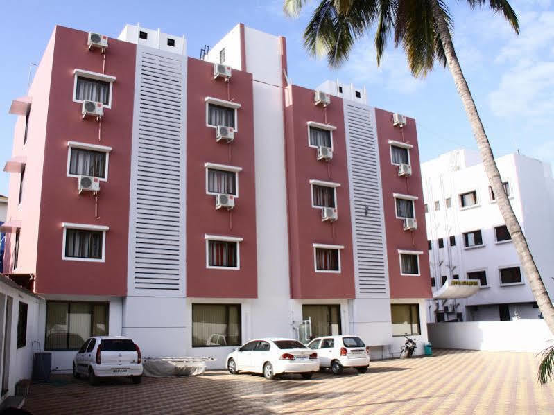 Oyo 4316 Hotel Sai Empire Shirdi Extérieur photo