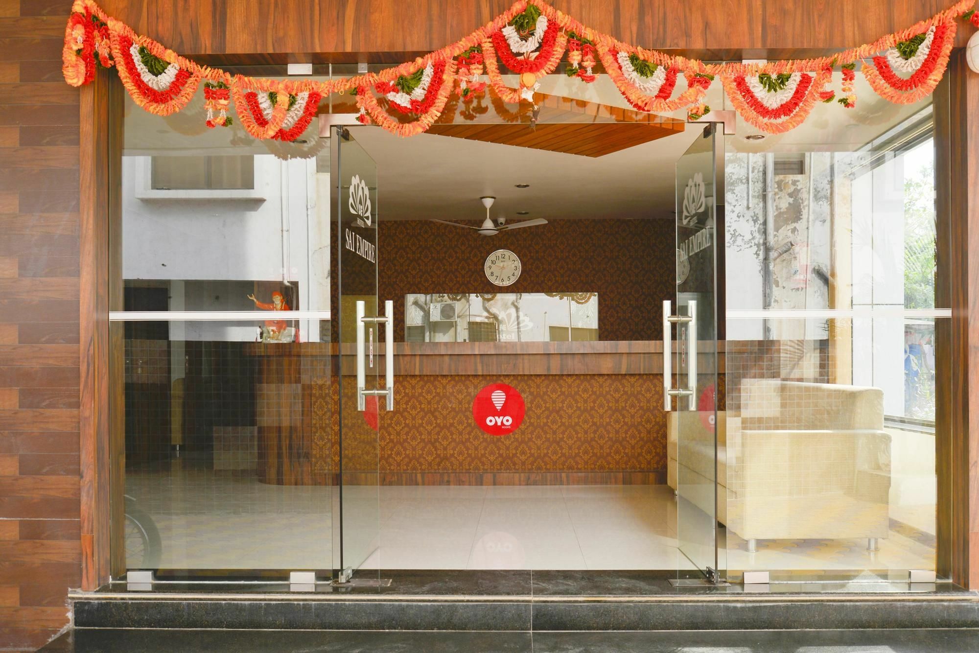 Oyo 4316 Hotel Sai Empire Shirdi Extérieur photo